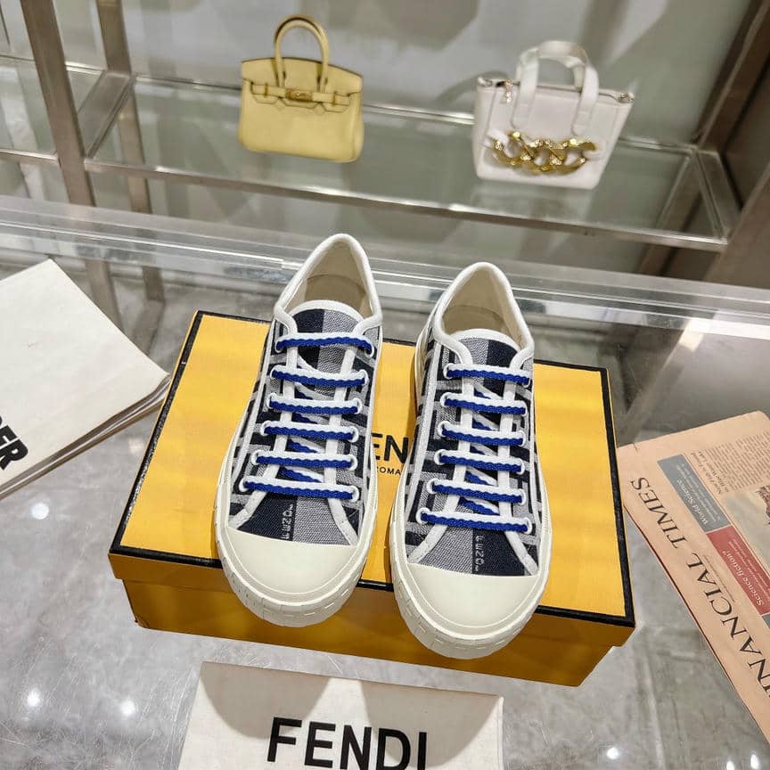 Fendi Sneaker-32